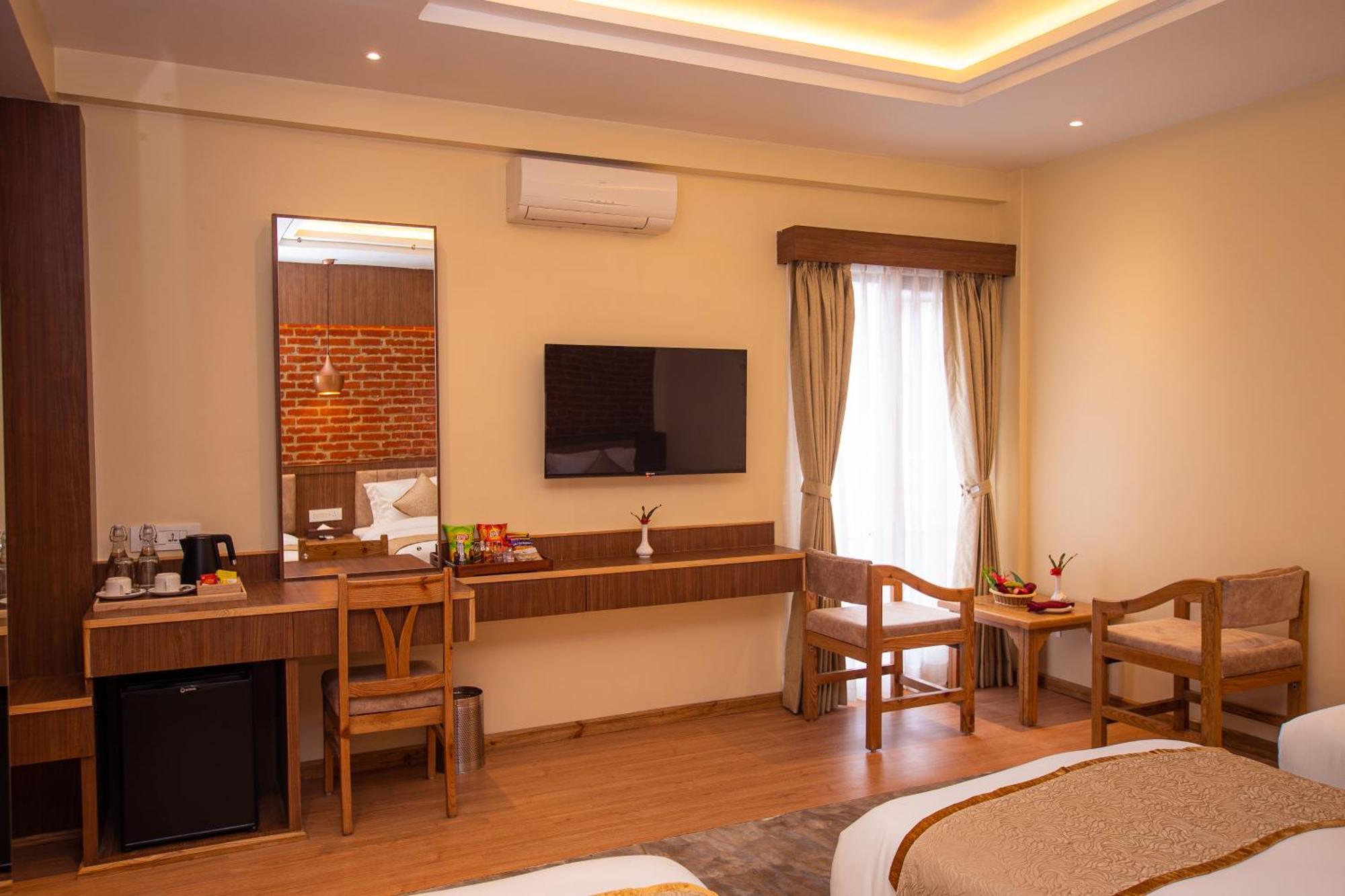 Temple Himalaya Hotel & Spa 博卡拉 外观 照片