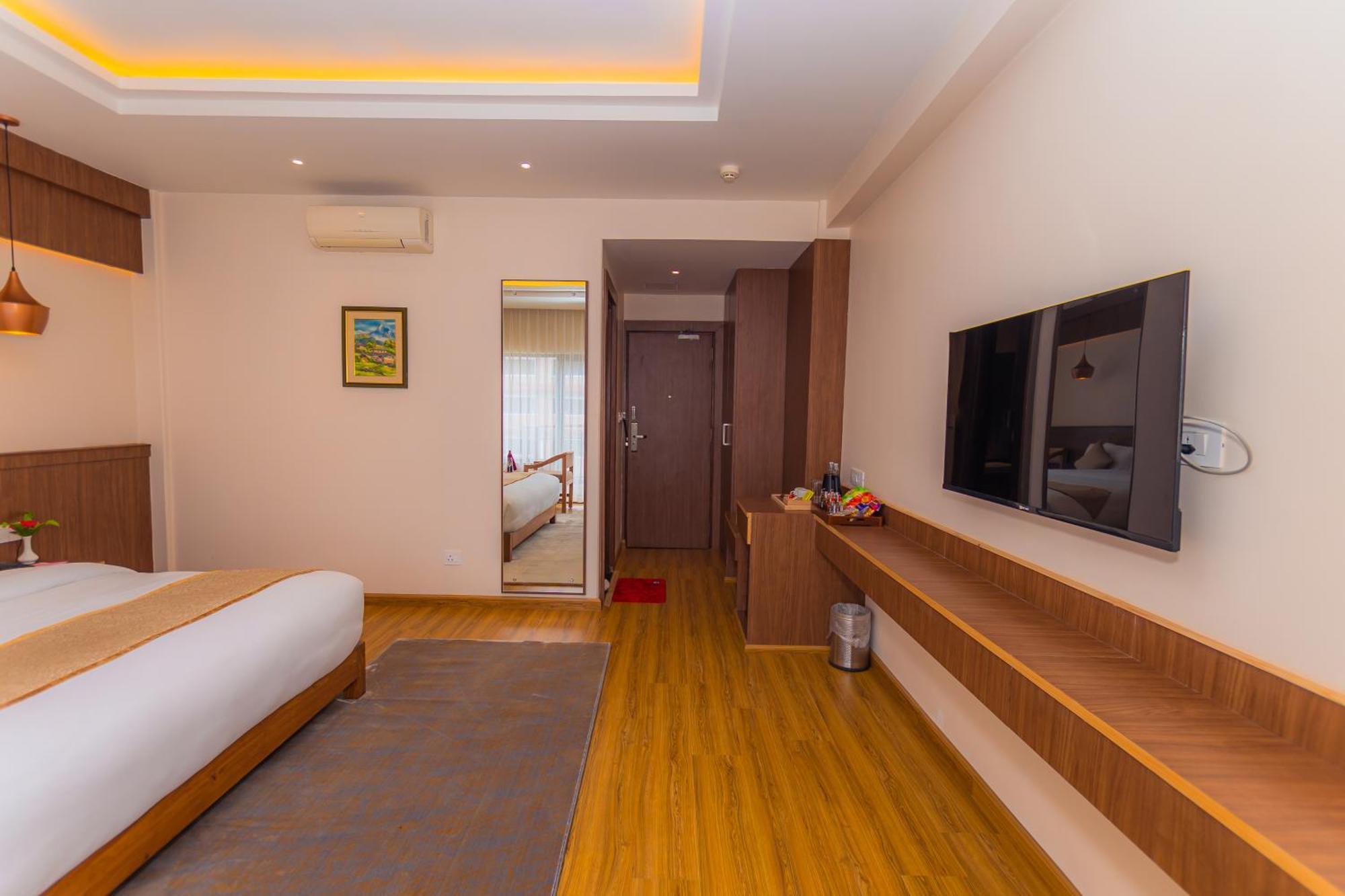 Temple Himalaya Hotel & Spa 博卡拉 外观 照片