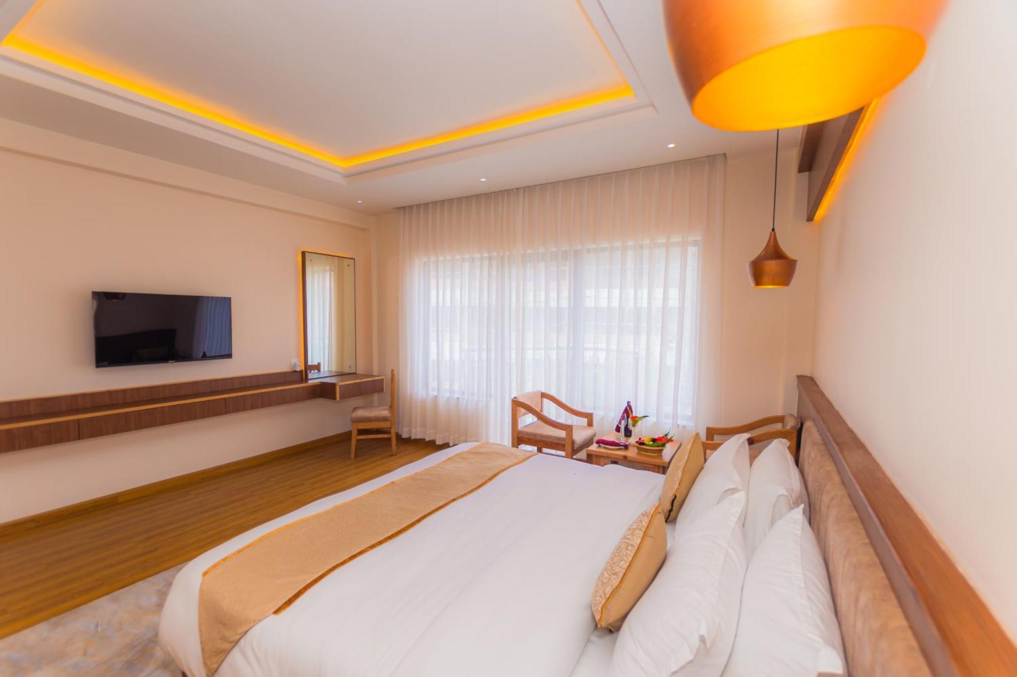Temple Himalaya Hotel & Spa 博卡拉 外观 照片