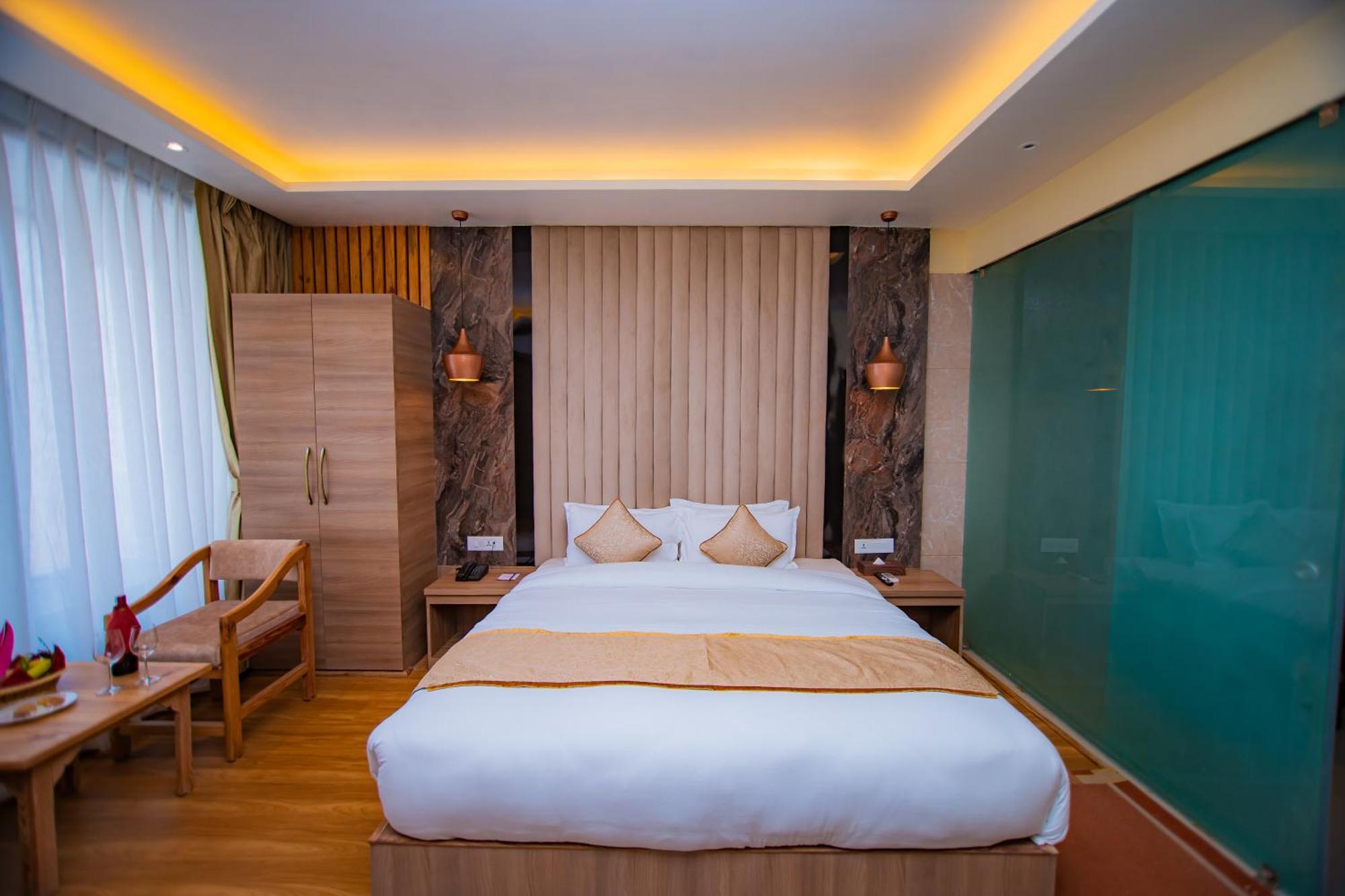 Temple Himalaya Hotel & Spa 博卡拉 外观 照片